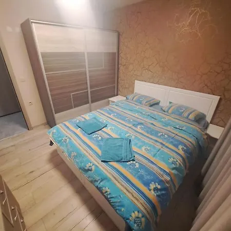 Markapart 3 - Apartment In Downtown Ruse Exterior photo